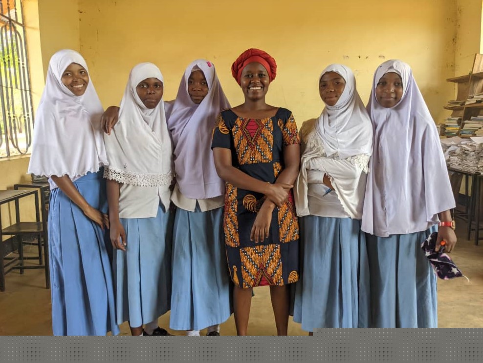 Kesho Mpya counselors with a group of adolescent girls in Iringa, Tanzania